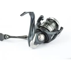 Shimano Miravel 2500 -Reels Winkel shimano miravel 2500 3